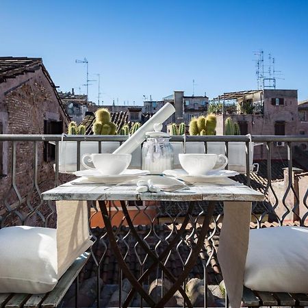 شقة روما  في Campo Dei Fiori Luxury With Balcony المظهر الخارجي الصورة