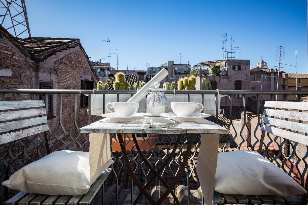 شقة روما  في Campo Dei Fiori Luxury With Balcony المظهر الخارجي الصورة